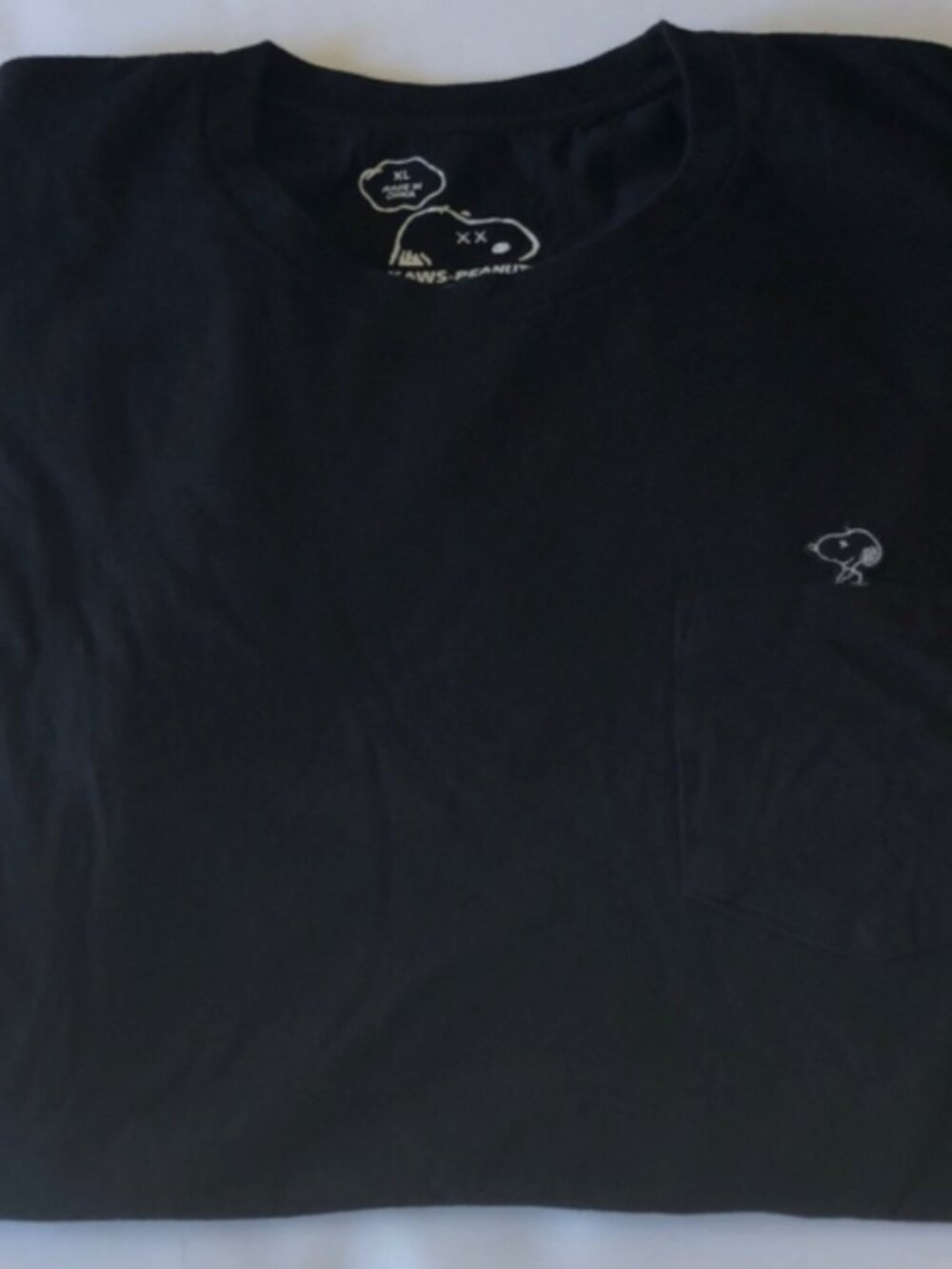 Uniqlo X KAWS Peanuts Pocket Tee XS